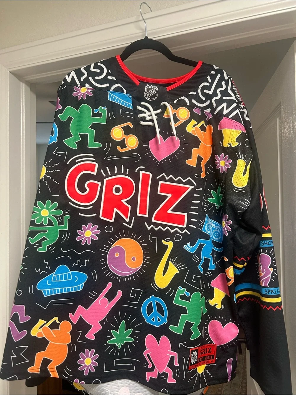 NWOT Elev808 Designs Griz Hockey Jersey
